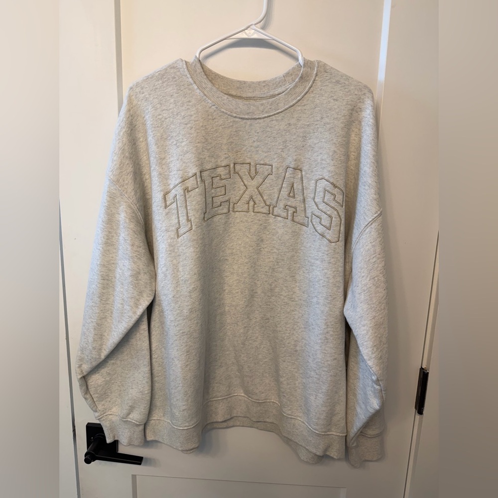 State of Mind Light Gray Texas Crewneck Sweater